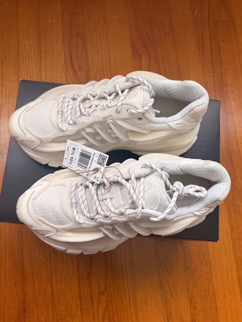 ADIDAS ORIGINALS X PHARRELL WILLIAMS ADISTAR JELLYFISH -Triple White